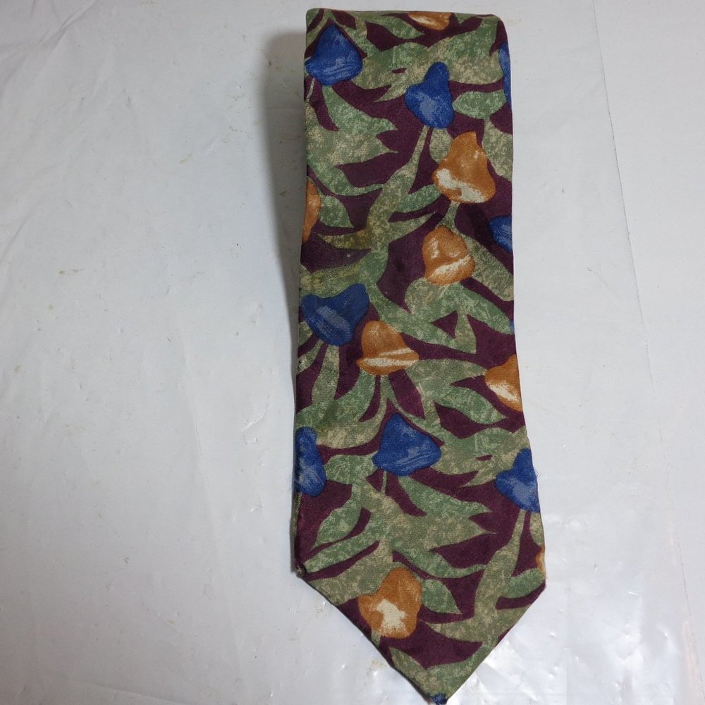 Bugatti 100% Italian Silk Neck Tie Unusual Pattern